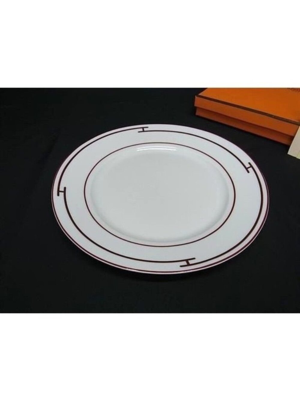 Hermes Rhythm Plate Tableware White Red